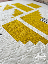 Load image into Gallery viewer, Refract