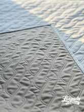 Load image into Gallery viewer, Simple Cable