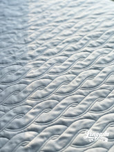 Load image into Gallery viewer, Simple Cable