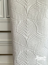 Load image into Gallery viewer, Best Fronds