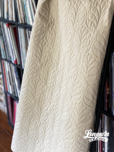 Load image into Gallery viewer, Featherweight