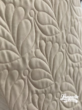 Load image into Gallery viewer, Featherweight