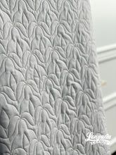 Load image into Gallery viewer, Fleur Drive