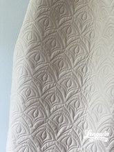 Load image into Gallery viewer, Glancing