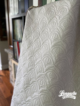 Load image into Gallery viewer, Glancing