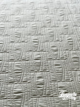 Load image into Gallery viewer, Groove