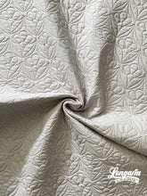 Load image into Gallery viewer, Leafy Bloom