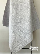 Load image into Gallery viewer, May Flowers