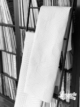 Load image into Gallery viewer, Paradoxical