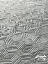 Load image into Gallery viewer, Seis