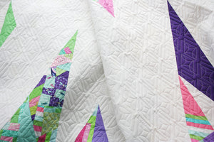 Diamond Loops Pantograph Quilting Example